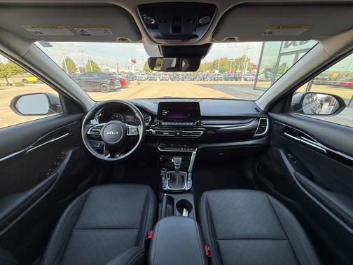 2023 Kia Seltos EX