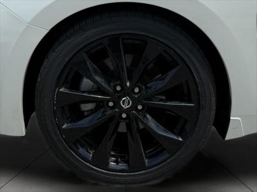2021 Nissan Maxima 3.5 SR
