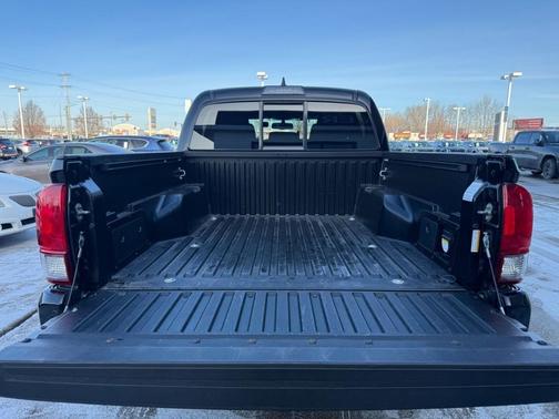 2011 Chrysler Town & Country Limited