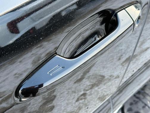 2011 Chrysler Town & Country Limited