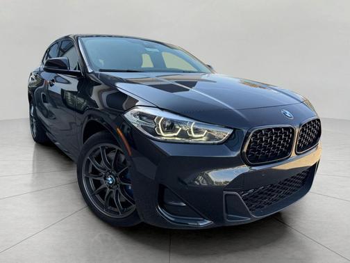 2022 BMW X2 M35i