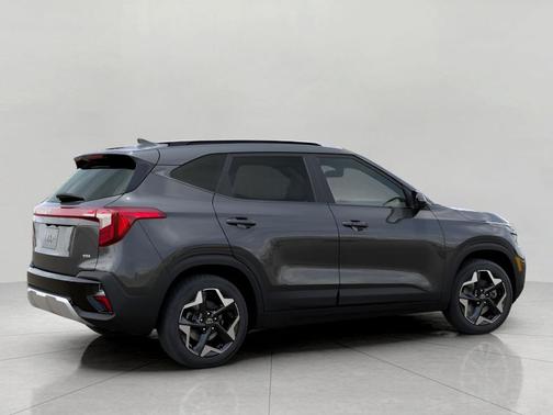 Gravity Gray 2026 Kia Seltos S