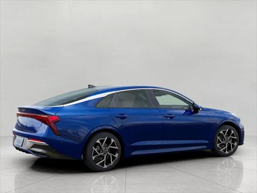 2025 Kia K5 EX