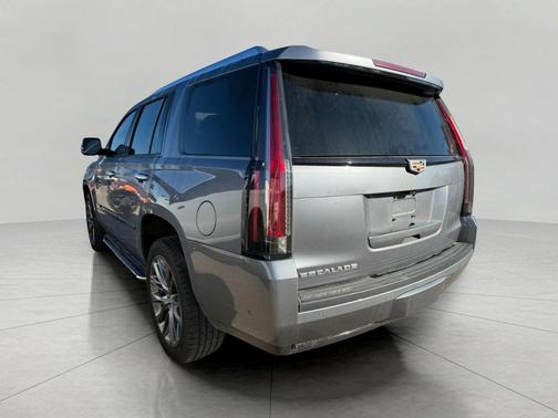 2020 Cadillac Escalade Luxury