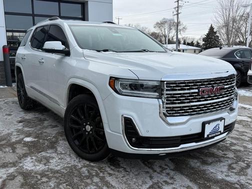 2020 GMC Acadia Denali
