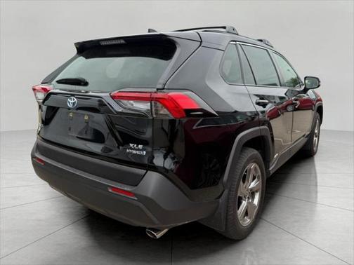 2021 Toyota RAV4 Hybrid XLE Premium