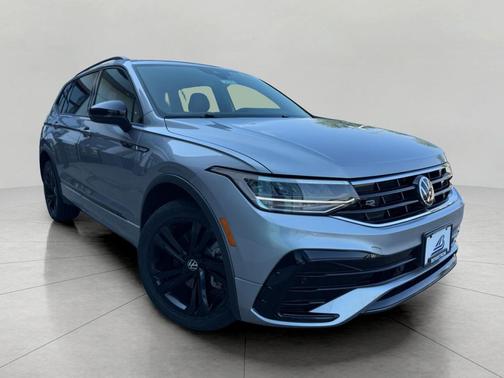 2023 Volkswagen Tiguan 2.0T SE R-Line Black 4MOTION