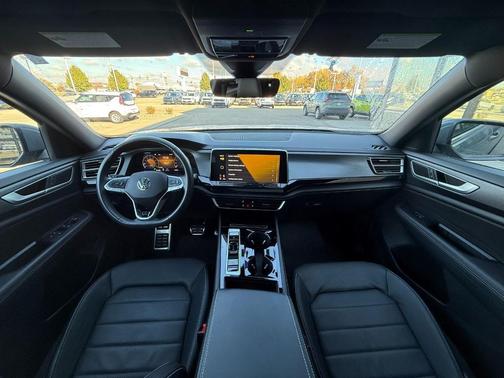 2024 Volkswagen Atlas Cross Sport 2.0T SEL