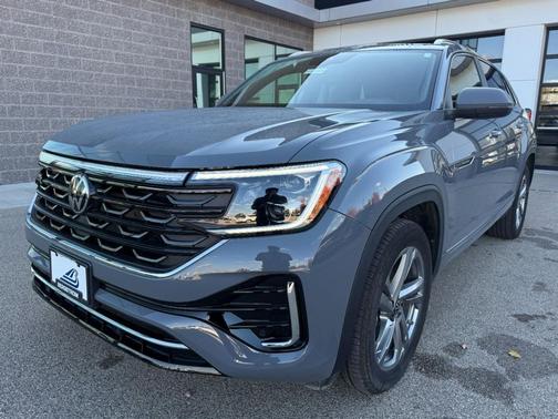 2024 Volkswagen Atlas Cross Sport 2.0T SEL