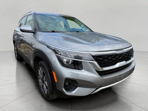 2023 Kia Seltos EX