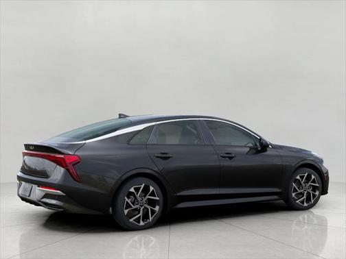 2025 Kia K5 EX