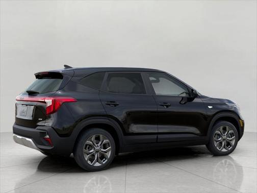 2025 Kia Seltos LX