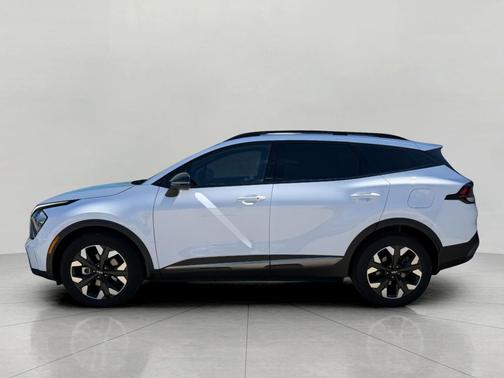 Glacial White Pearl 2023 Kia Sportage X-Line