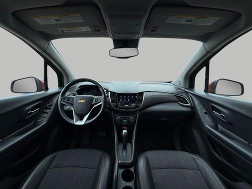 Crimson Metallic 2022 Chevrolet Trax LT