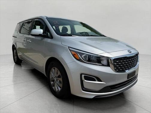2021 Kia Sedona LX