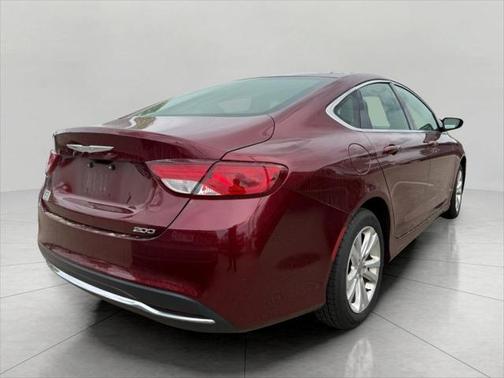 2016 Chrysler 200 Limited