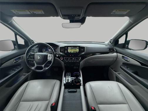 2019 Honda Pilot Touring 8-Passenger