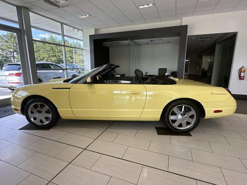 2002 Ford Thunderbird Deluxe