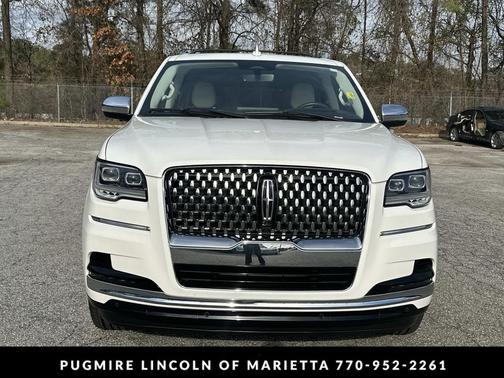 2022 Lincoln Navigator Black Label