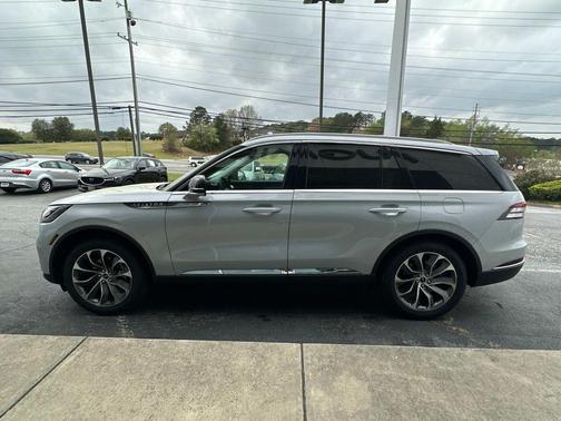 2025 Lincoln Aviator Reserve