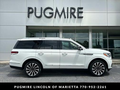 2022 Lincoln Navigator Reserve