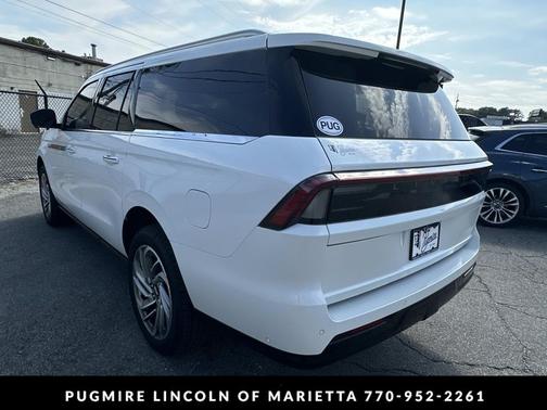 2025 Lincoln Navigator Reserve