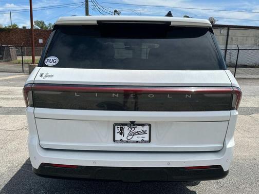 2025 Lincoln Navigator Reserve