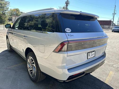 2025 Lincoln Navigator Reserve