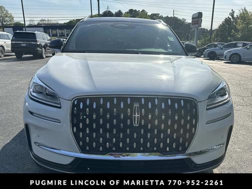 Pristine White Metallic Tri-Coat 2023 Lincoln Corsair Reserve