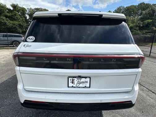 2025 Lincoln Navigator Reserve