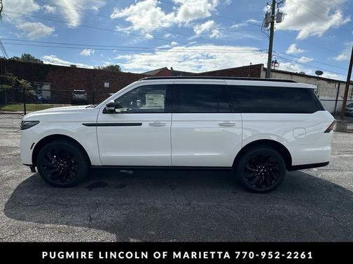 2025 Lincoln Navigator Reserve
