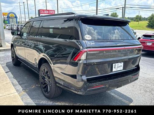 2025 Lincoln Navigator Reserve