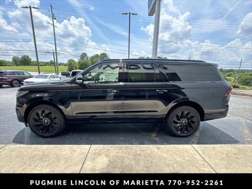 2025 Lincoln Navigator Reserve