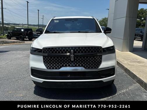2025 Lincoln Navigator Reserve