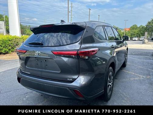 2022 Toyota Highlander XLE