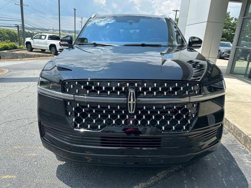 2025 Lincoln Navigator Black Label
