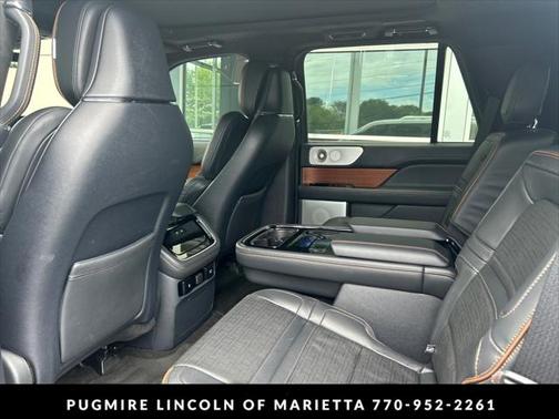 2023 Lincoln Navigator Black Label