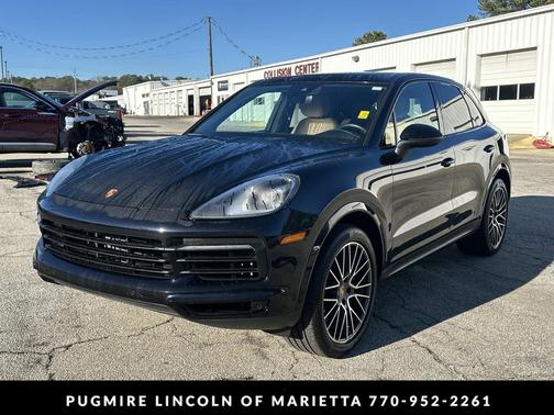 2022 Porsche Cayenne Cayenne