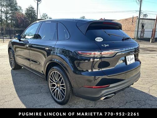 2022 Porsche Cayenne Cayenne