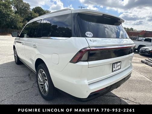 2025 Lincoln Navigator Reserve