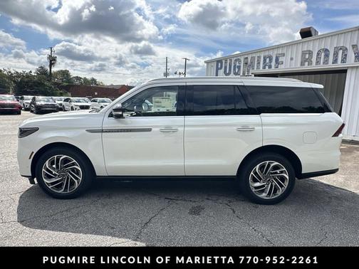 2025 Lincoln Navigator Reserve