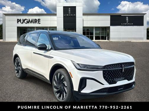 White Platinum Metallic Tri-Coat 2026 Lincoln Nautilus Reserve