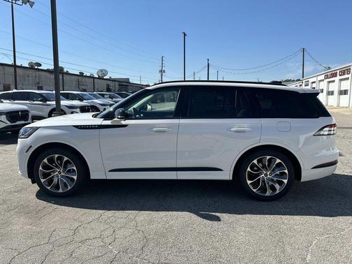 2025 Lincoln Aviator Premiere