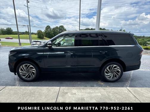 2025 Lincoln Navigator Reserve