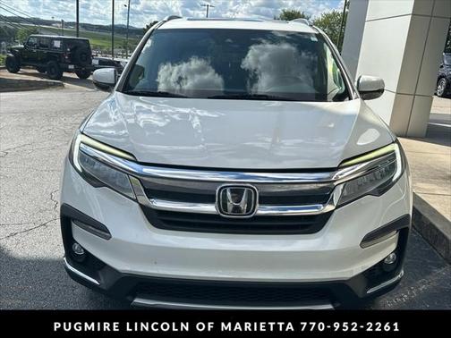2019 Honda Pilot Touring 8-Passenger