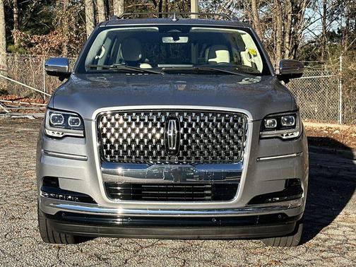 2022 Lincoln Navigator Black Label