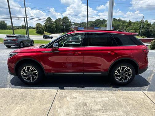 2025 Lincoln Corsair Premiere