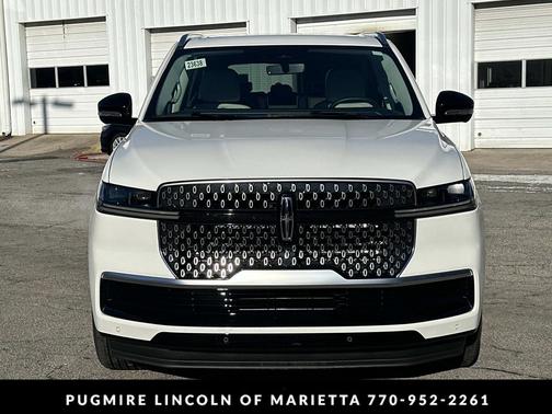 2026 Lincoln Navigator Reserve