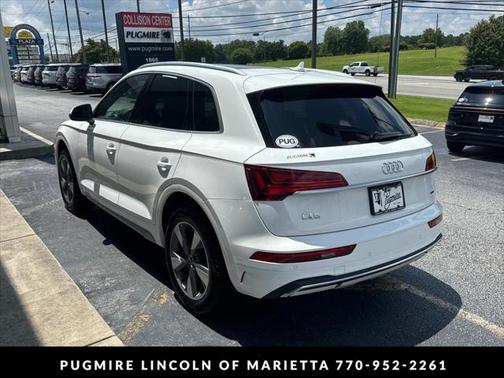 2022 Audi Q5 40 Premium Plus