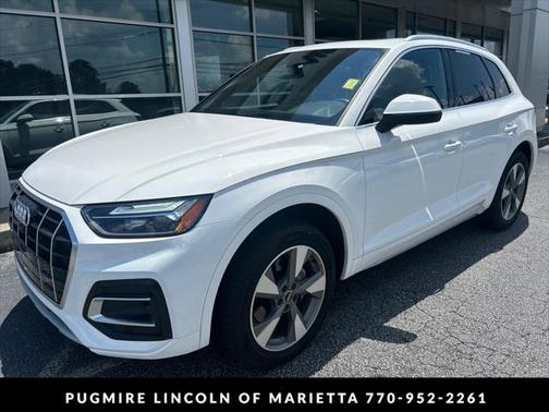 2022 Audi Q5 40 Premium Plus